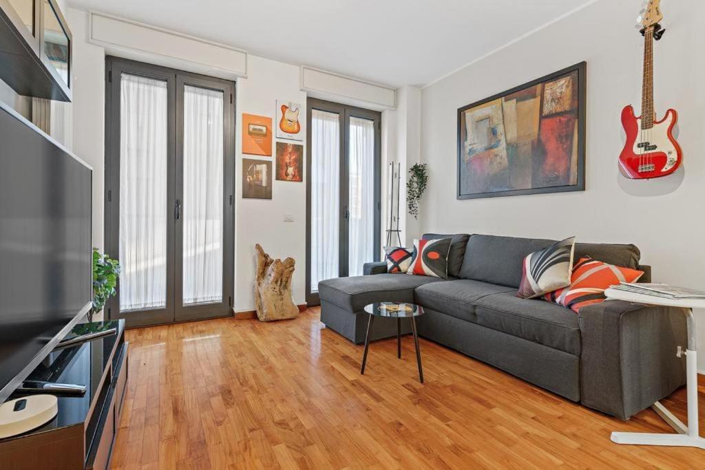 Milano-M1 Rock House Apartment Bagian luar foto